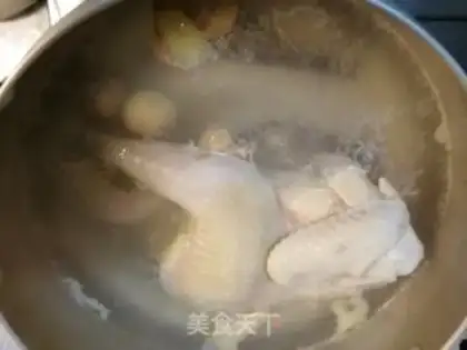 Make The chicken soup step 3