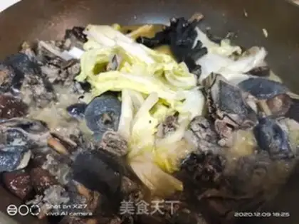 Make A chicken with mushrooms and cabbage step 6