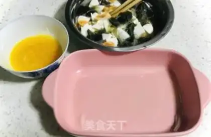 Make Three-coloured eggs step 3