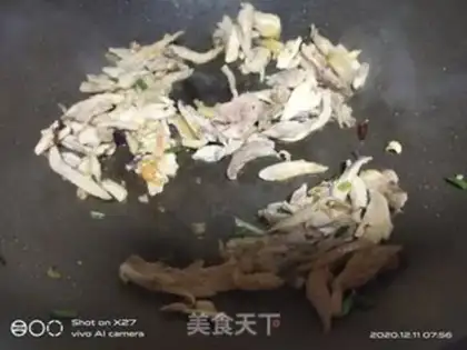 Make Chicken spinach step 1