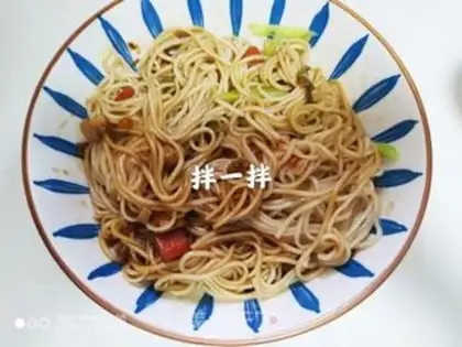 Make Korean noodles step 6