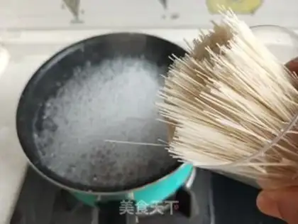 Make Fresh noodles step 4