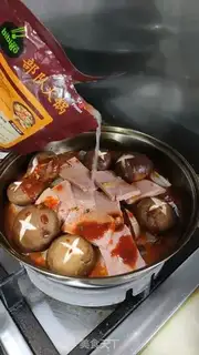 Make The Korean army fire pot step 13