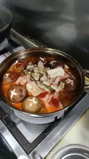 Make The Korean army fire pot step 14
