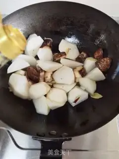 Make The mushrooms burn carrots step 6