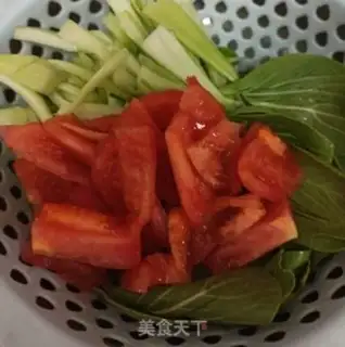 Make Soup soup with green tomatoes step 0