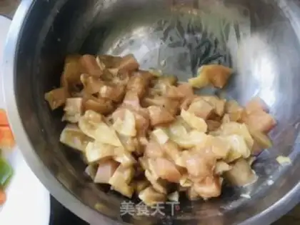 Make Spicy chicken step 1