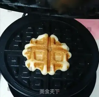 Make The yeast master rice waffles step 9