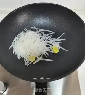 Make Fried egg radish soup step 8
