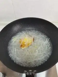 Make Fried egg radish soup step 10