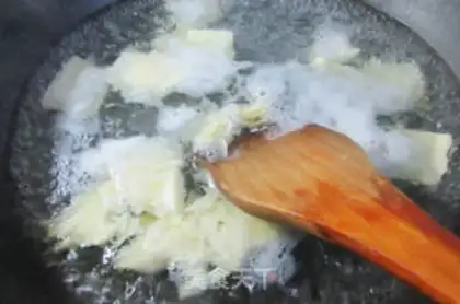 Make Winter egg dumplings step 3