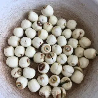 Make Chicken soup with pig belly step 2