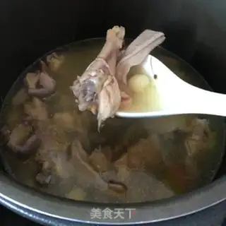 Make Chicken soup with pig belly step 6