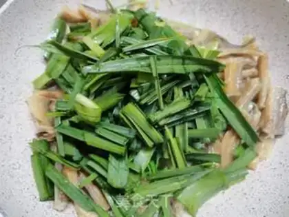 Make Garlic fried fish step 7