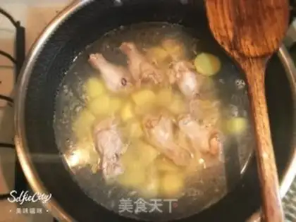 Make Chicken leg and potatoes step 4
