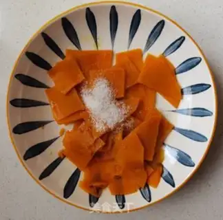 Make Red sugar. Pumpkin rice balls step 5