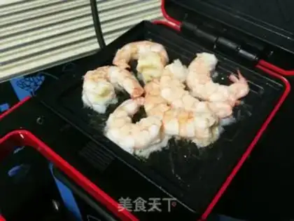 Make Fried egg shrimp sandwich step 6
