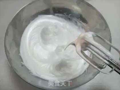 Make Chocolate cyclone cake roll step 4