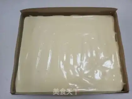 Make Chocolate cyclone cake roll step 8