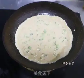 Make All-eat onion egg waffles step 3