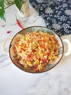Make Red grapefruit egg fried rice step 7