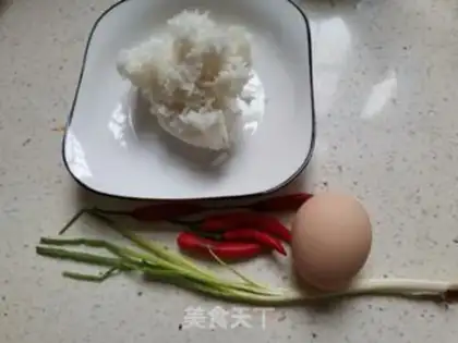 Make Egg fried rice step 1