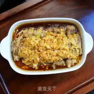 Make Golden fungus steam beef rolls step 10