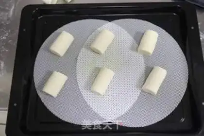 Make The goat milk bun step 6