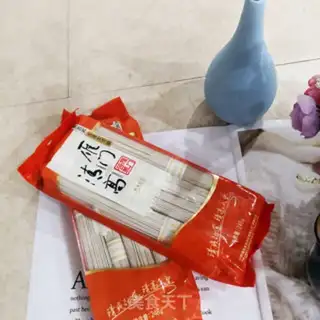 Make Hot noodles step 0