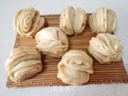Make All-shell pepper and salt rolls step 12