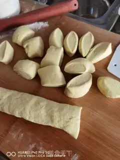 Make Gold bun step 22