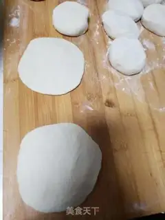 Make Piggy buns step 4