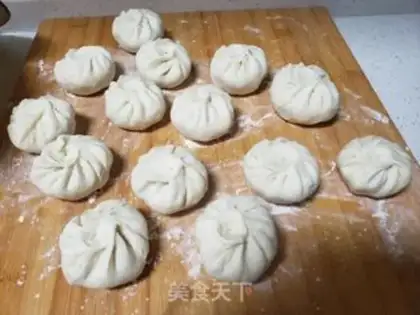 Make Piggy buns step 6