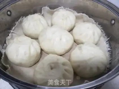 Make Piggy buns step 8