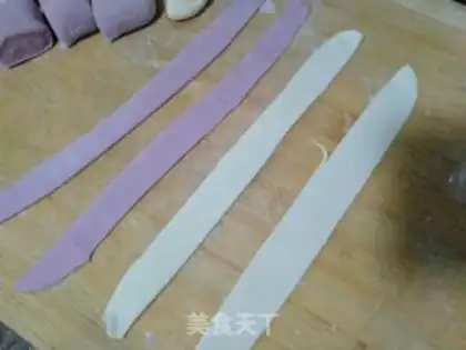 Make Double rose buns step 1
