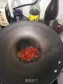 Make Pyramid ham and rice step 1