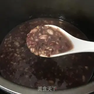 Make Five grains of porridge step 4