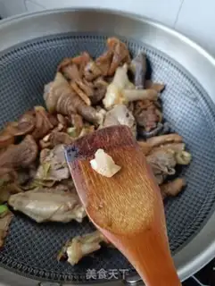 Make A rooster with a moustache step 17