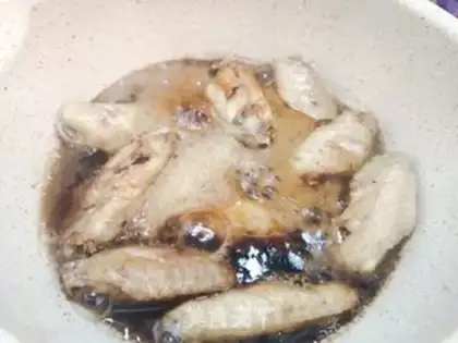 Make Coke chicken wings step 5