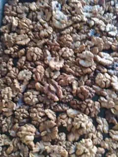 Make Amber walnuts step 2