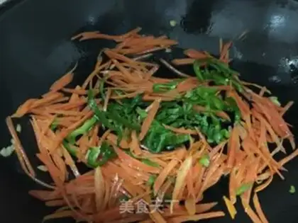 Make Carrot with peppers step 5