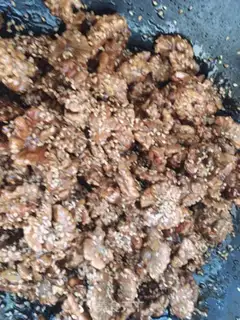 Make Amber walnuts step 5
