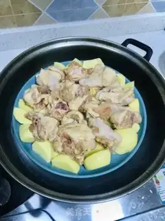 Make Powdered chicken potatoes step 6