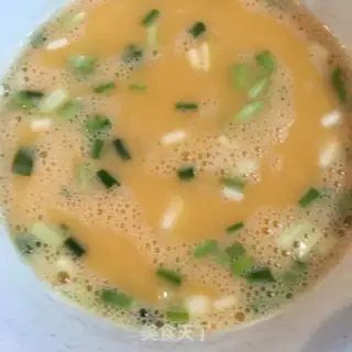 Make Pyramids for eggs step 3