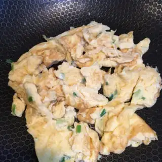Make Pyramids for eggs step 4