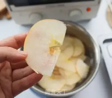 Make Sweet apple chips step 3