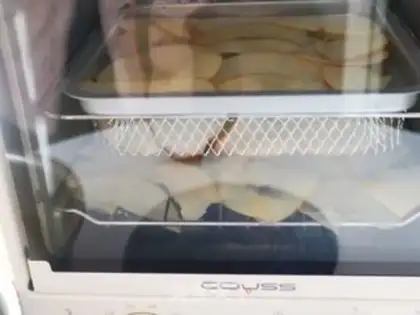 Make Sweet apple chips step 4
