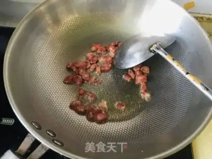 Make Sausage garlic carrot fried rice step 2