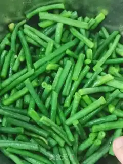 Make Meatloaf and beans step 2