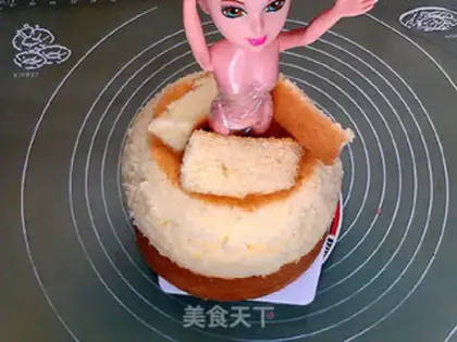 Make Flower cake: Queen